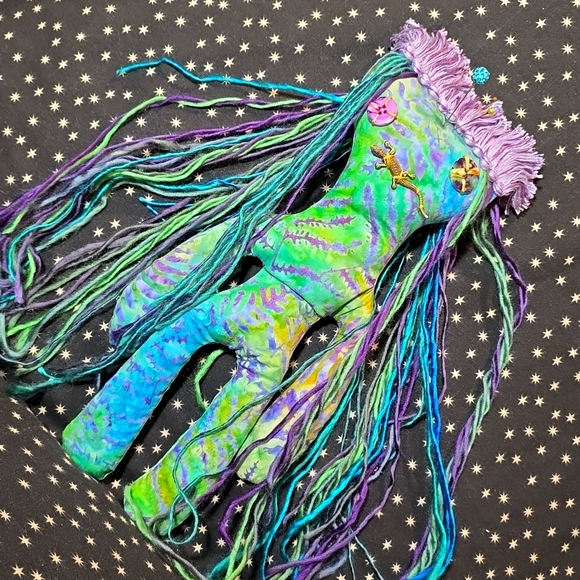 Voodoo Doll - Picture 1 of 4